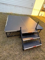 4 1760624196 Stage / Platform